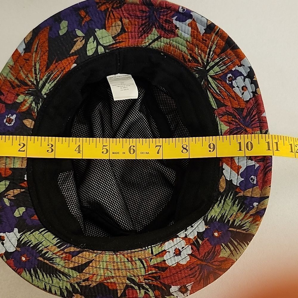 VANS Brohala Floral Bucket Hat Casual Skater Summer Lightweight Lined Small - Picture 3 of 5